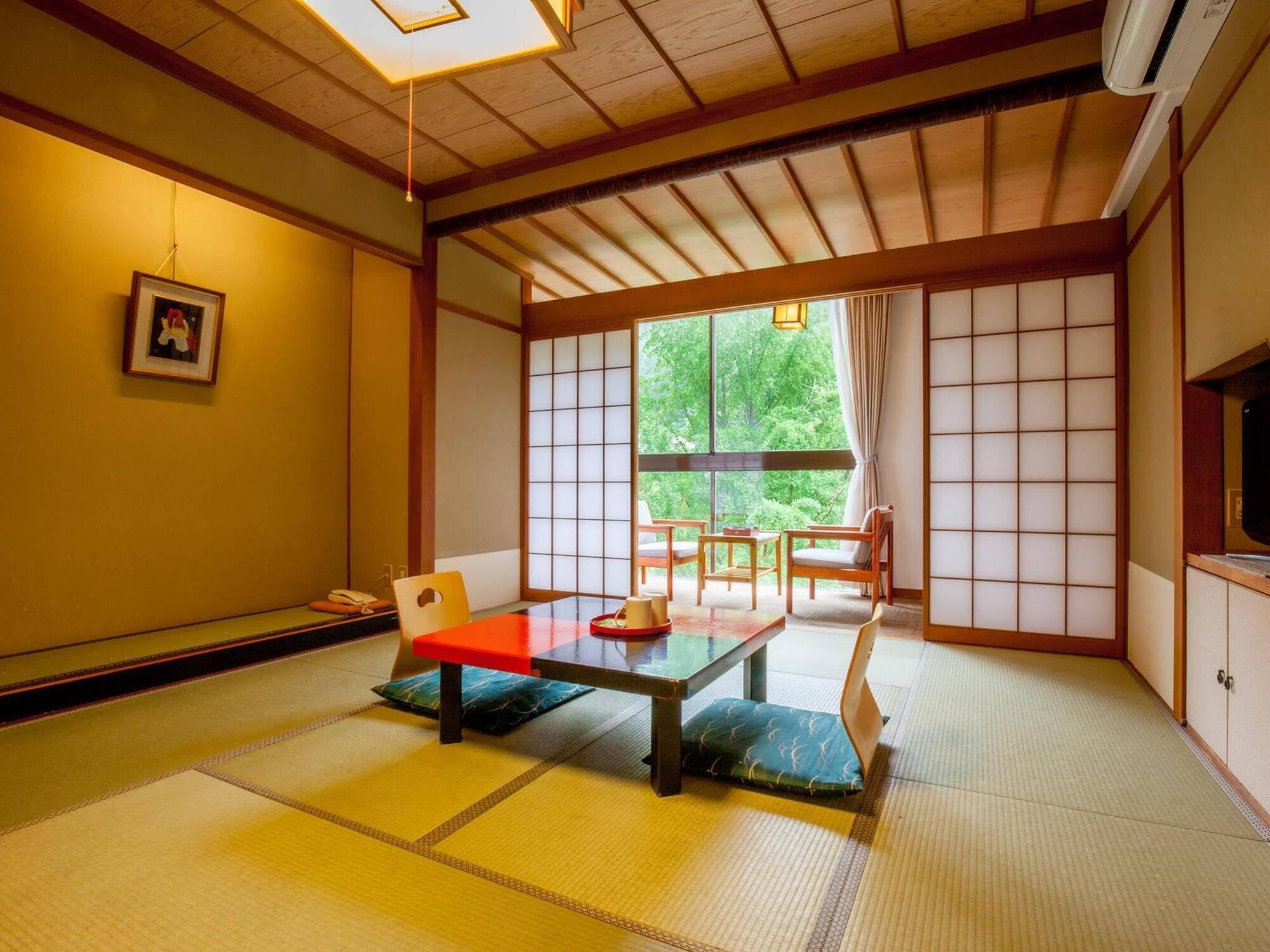 Select Grand Kagayamanaka Hotel Buitenkant foto